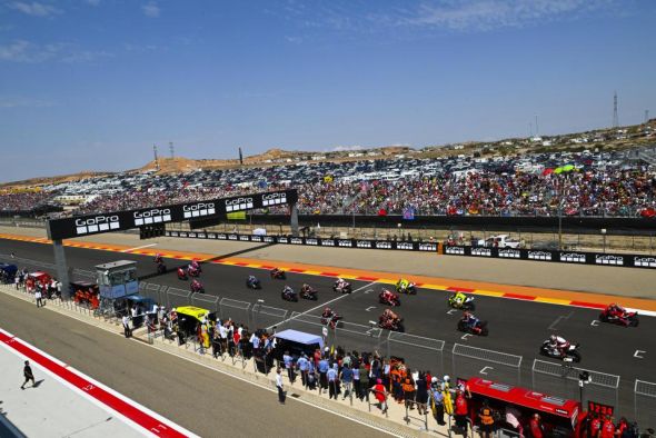 Alcañiz prepara ya el palco VIP junto a la salida del Gran Premio de Aragón de MotoGP