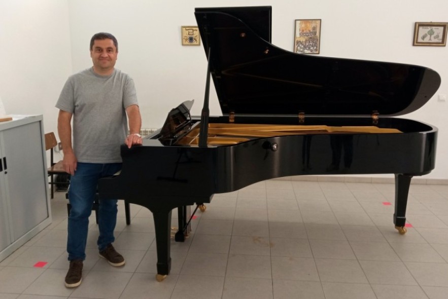 José Miguel Roig, Director de la Escuela de Música de Valderrobres: “Para nosotros es muy importante compartir el arte que hacemos en clase y llevarlo a la sociedad para disfrutar