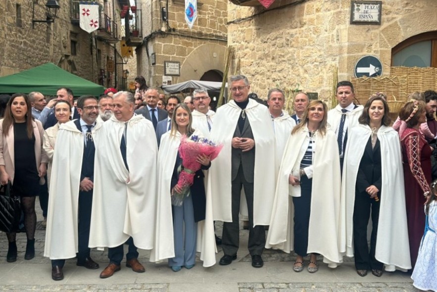 Blasco destaca la fusión entre turismo y gastronomía en la XXIV Feria del Vino de Cretas
