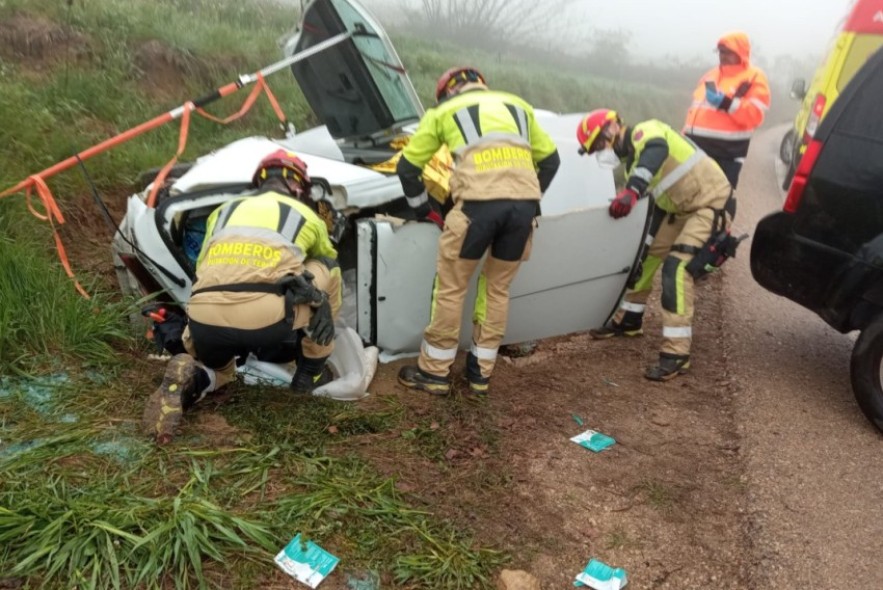 Herida una mujer en un accidente de tráfico en la Iglesuela del Cid